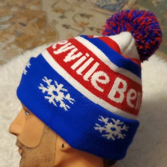 Winter Hat Cap Bentleyville With Pom Pom. One Size - Picture 4 of 6